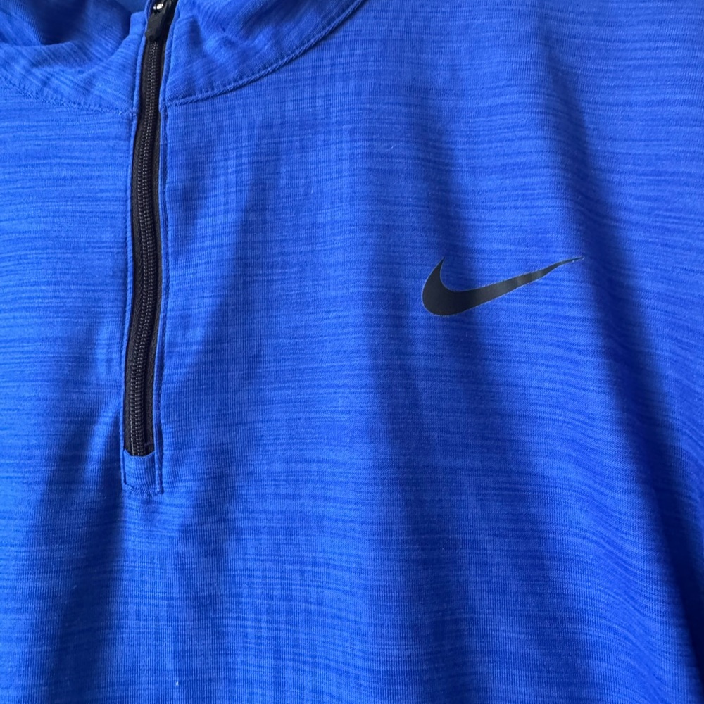 Nike Breathe‎ Dri-Fit Royal Blue Quarter-Zip Top - Picture 2 of 7